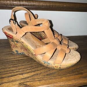 B.O.C. Born Concept Strappy Tan Leather Floral Cork Wedges 9 Boho Festival Heels